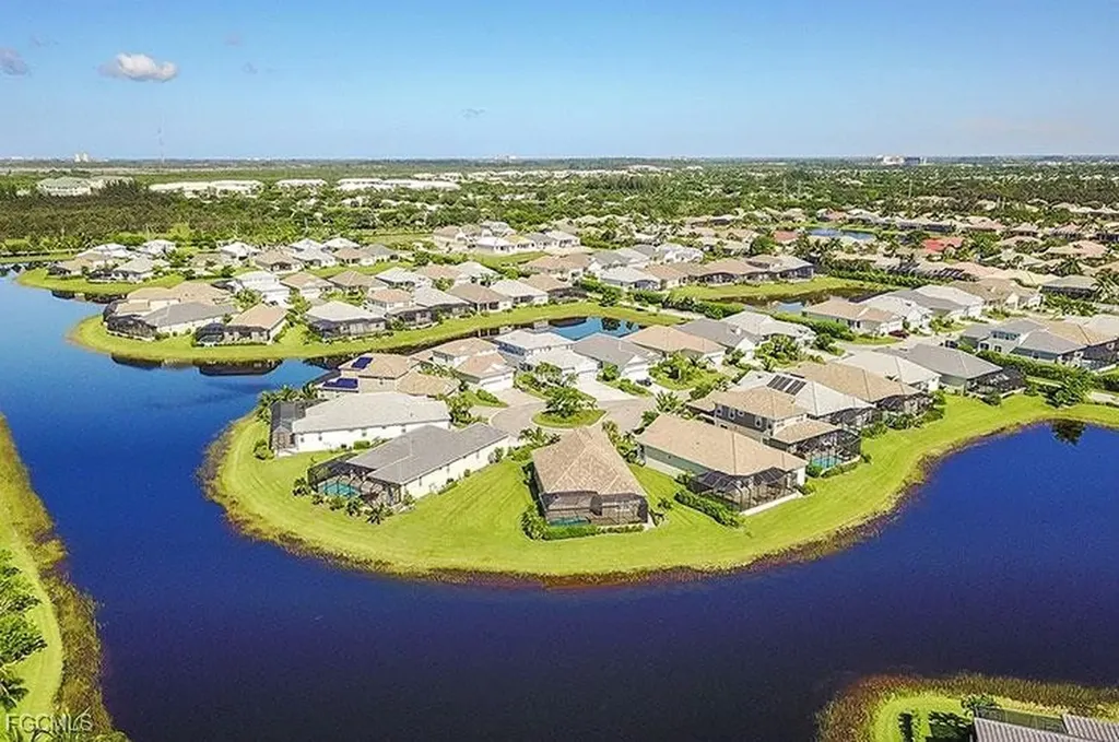 17805 Spanish Harbour Court Fort Myers FL 33908