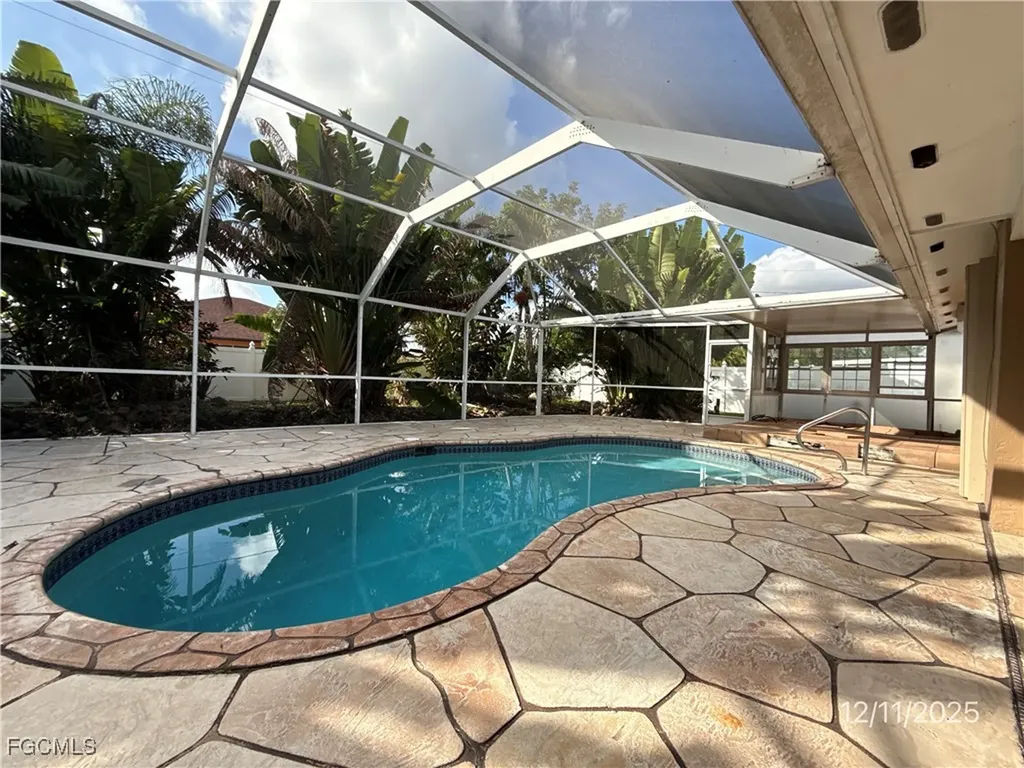 106 NE 17th Avenue Cape Coral FL 33909