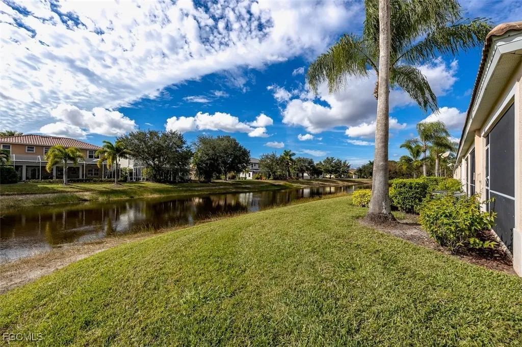 1338 Weeping Willow Court Cape Coral FL 33909