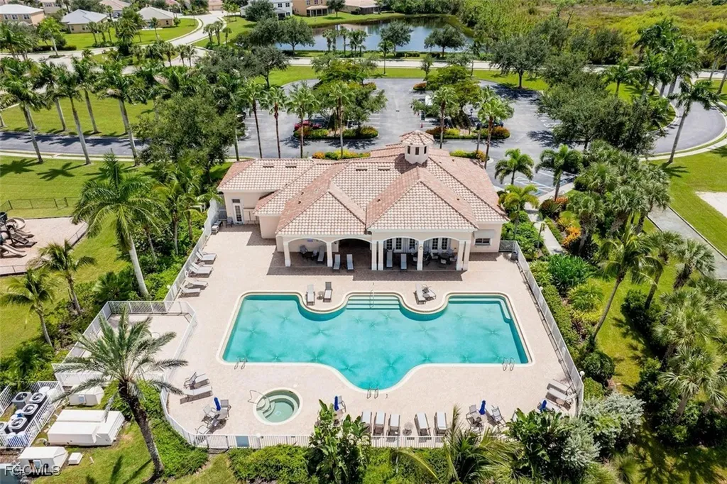 1338 Weeping Willow Court Cape Coral FL 33909