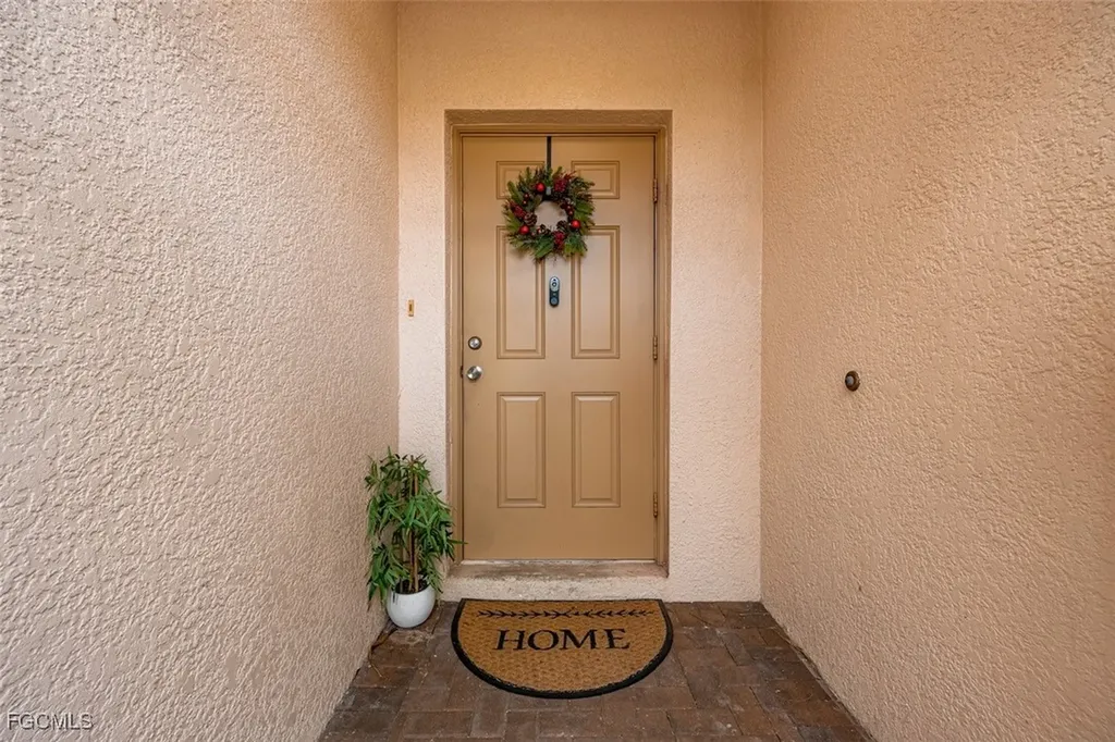 1338 Weeping Willow Court Cape Coral FL 33909