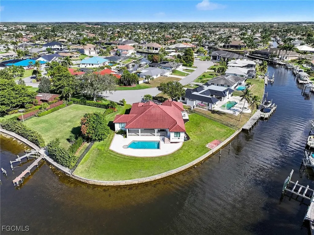 866 Cal Cove Drive Fort Myers FL 33919