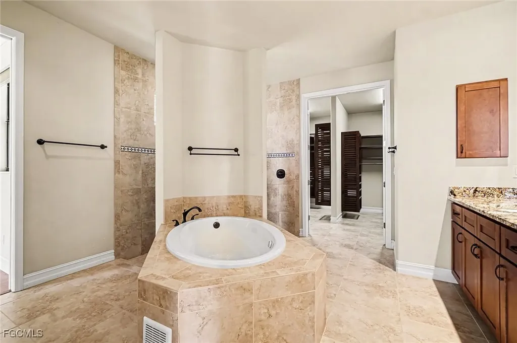 866 Cal Cove Drive Fort Myers FL 33919