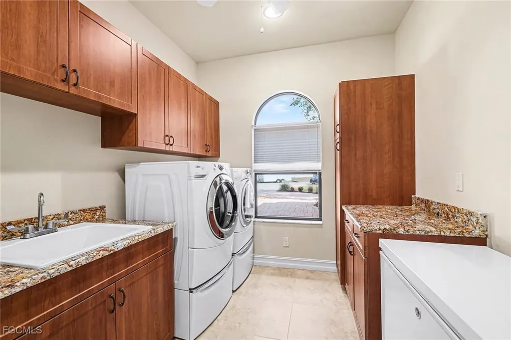 866 Cal Cove Drive Fort Myers FL 33919