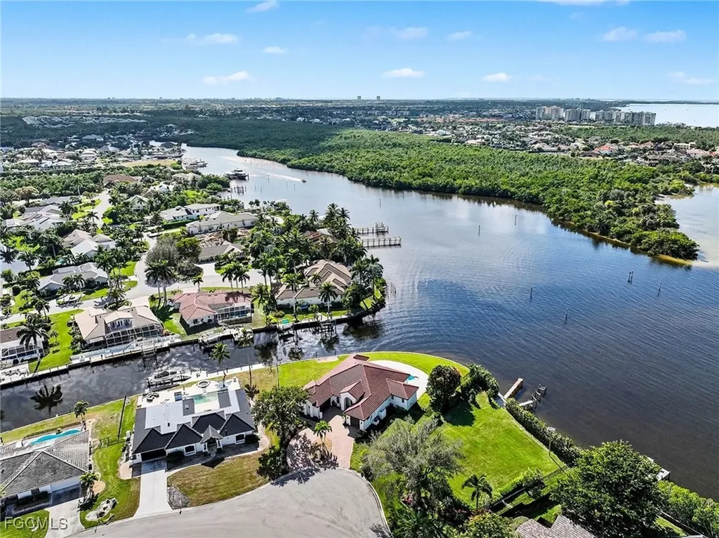866 Cal Cove Drive Fort Myers FL 33919