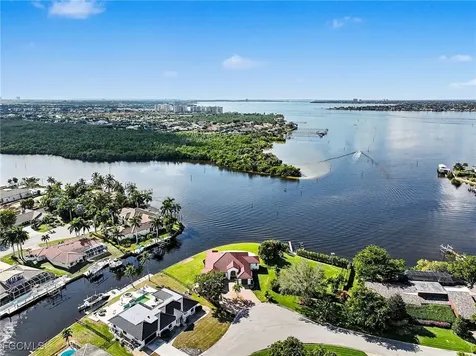 866 Cal Cove Drive Fort Myers FL 33919