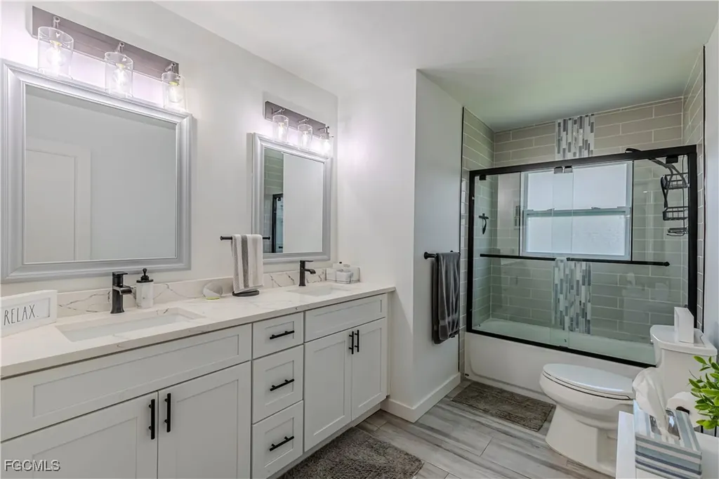 754 105th Avenue N Naples FL 34108