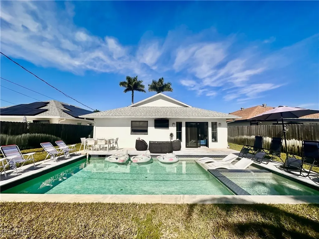 754 105th Avenue N Naples FL 34108