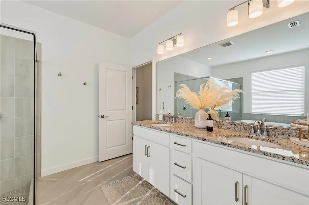 3338 Weston Manor Drive Alva FL 33920