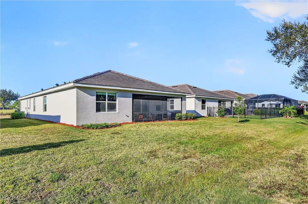 3338 Weston Manor Drive Alva FL 33920