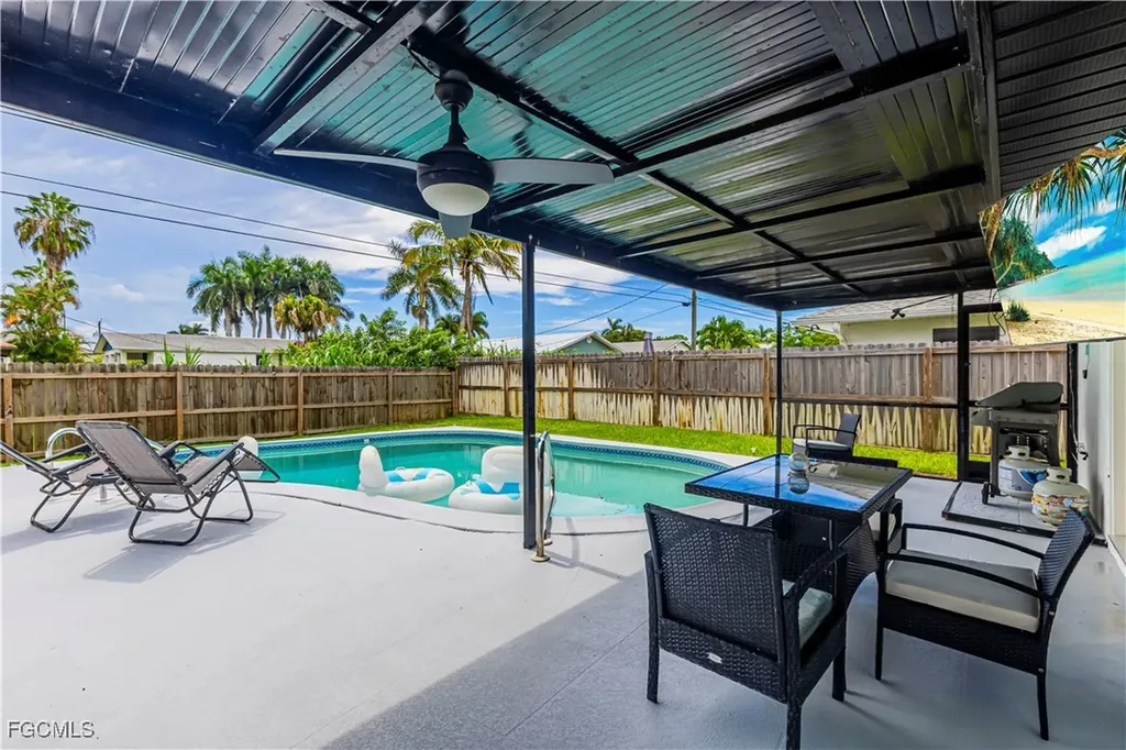 758 105th Avenue N Naples FL 34108