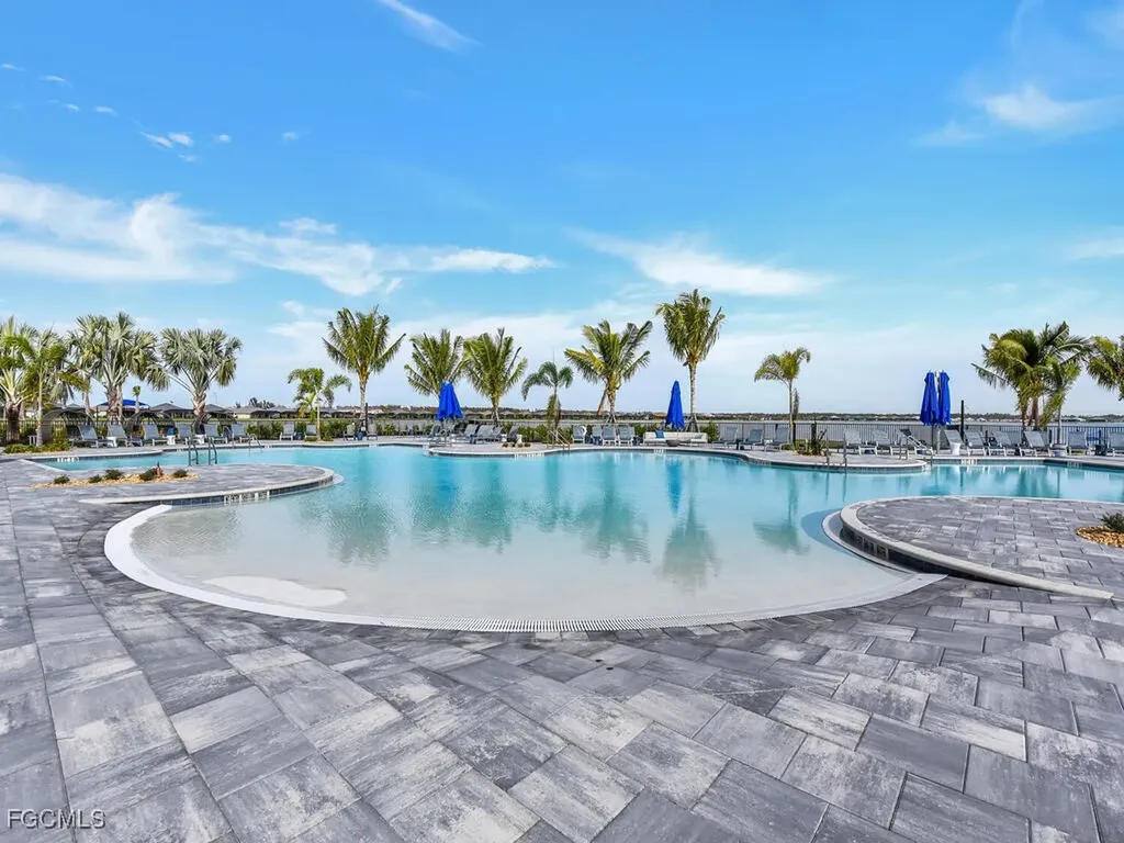 18942 Wildblue Boulevard Fort Myers FL 33913