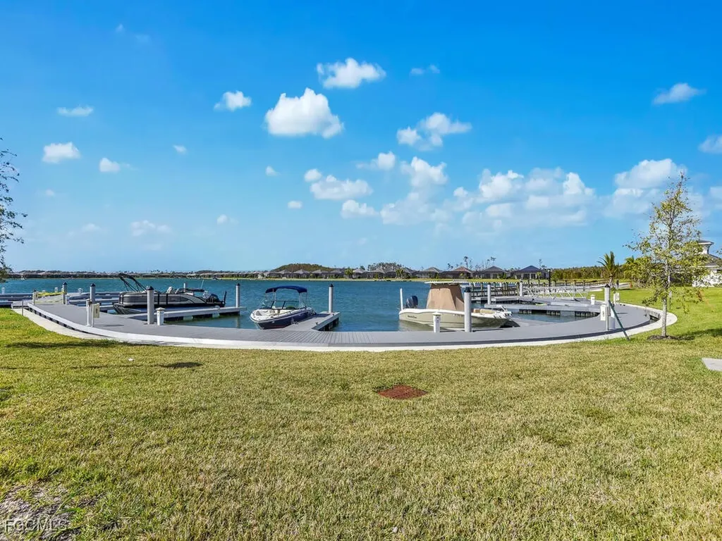 18942 Wildblue Boulevard Fort Myers FL 33913