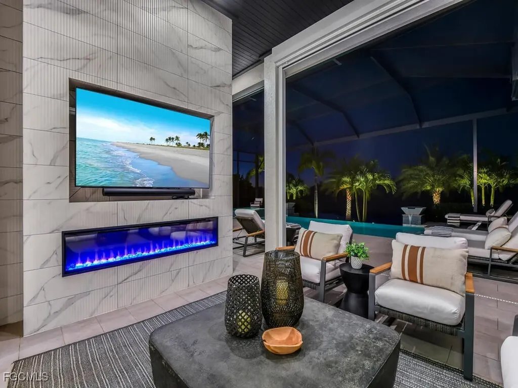 18942 Wildblue Boulevard Fort Myers FL 33913
