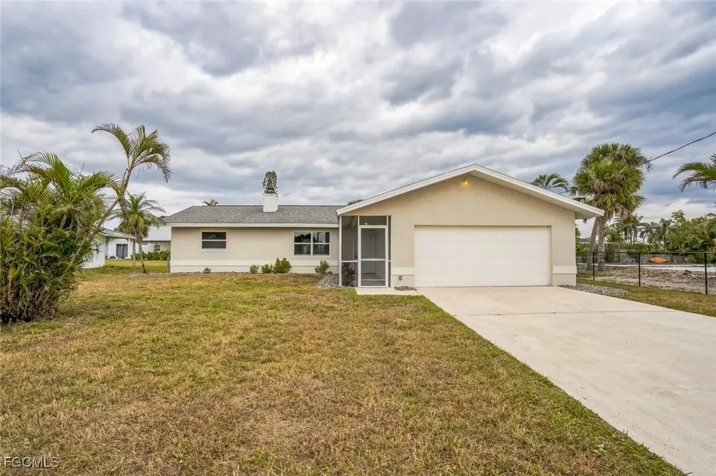 6064 Park Road Fort Myers FL 33908