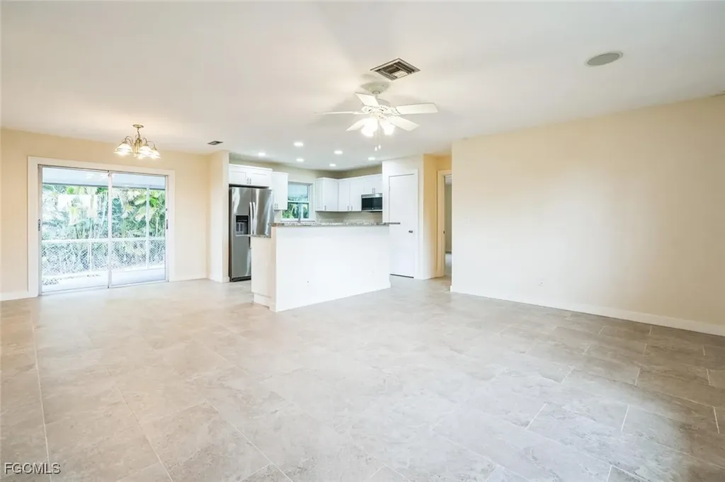 6064 Park Road Fort Myers FL 33908