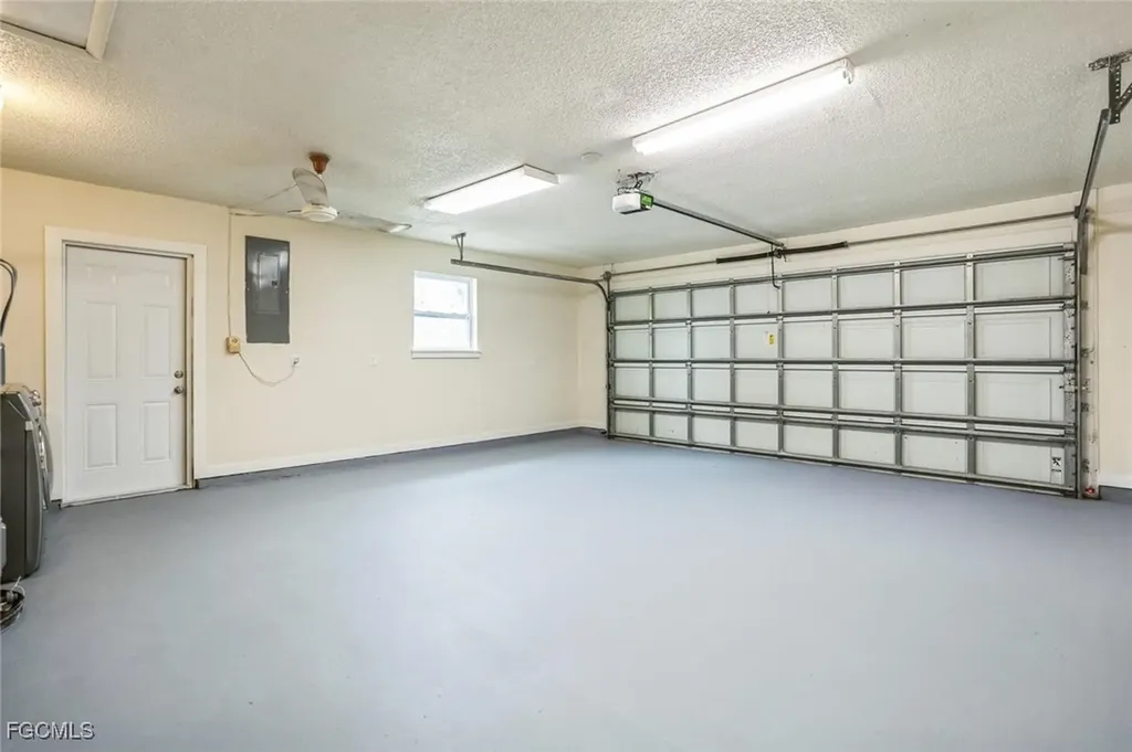 6064 Park Road Fort Myers FL 33908