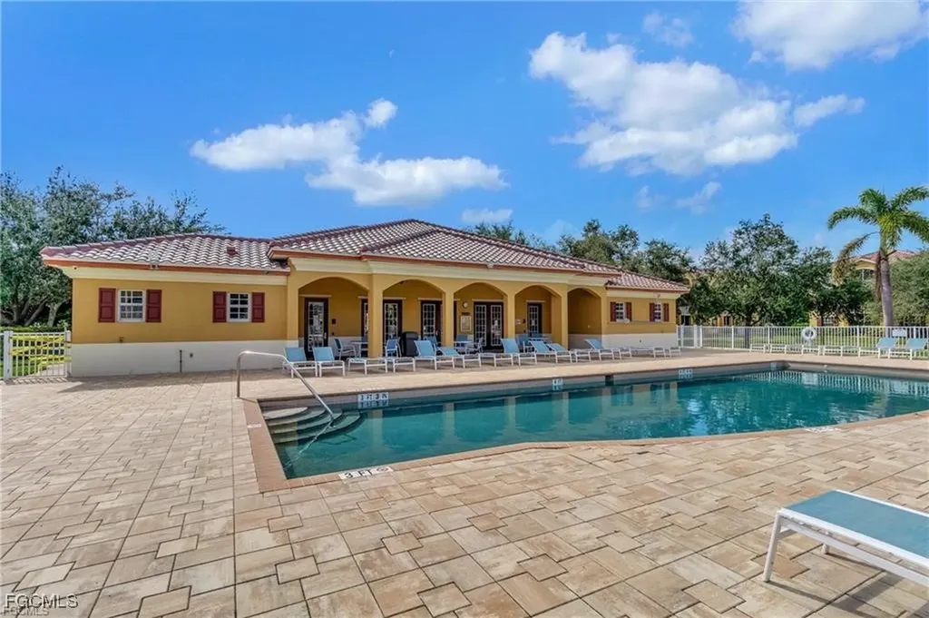 4135 Residence Drive Fort Myers FL 33901