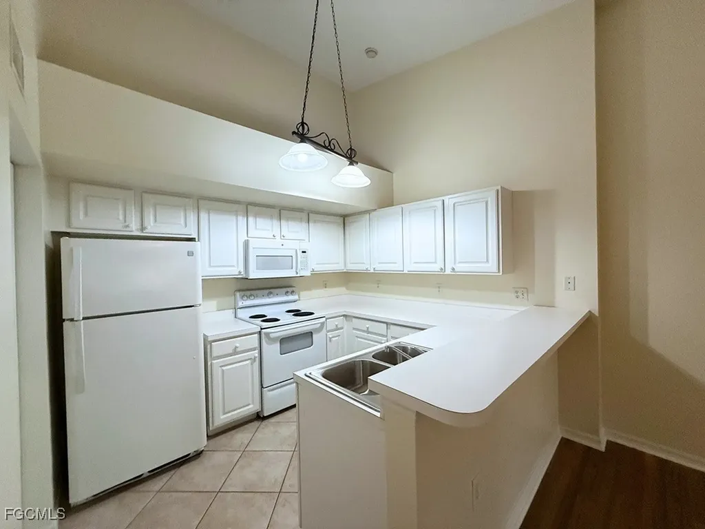 4135 Residence Drive Fort Myers FL 33901