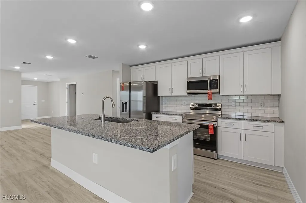 545 Oakshire Lane Lehigh Acres FL 33972