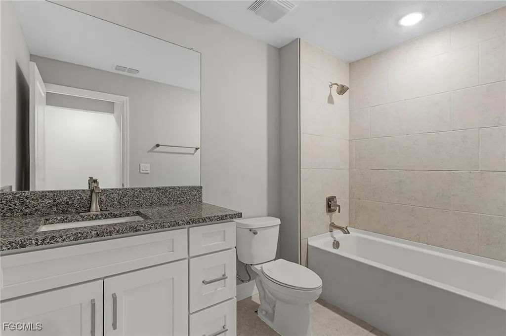 545 Oakshire Lane Lehigh Acres FL 33972