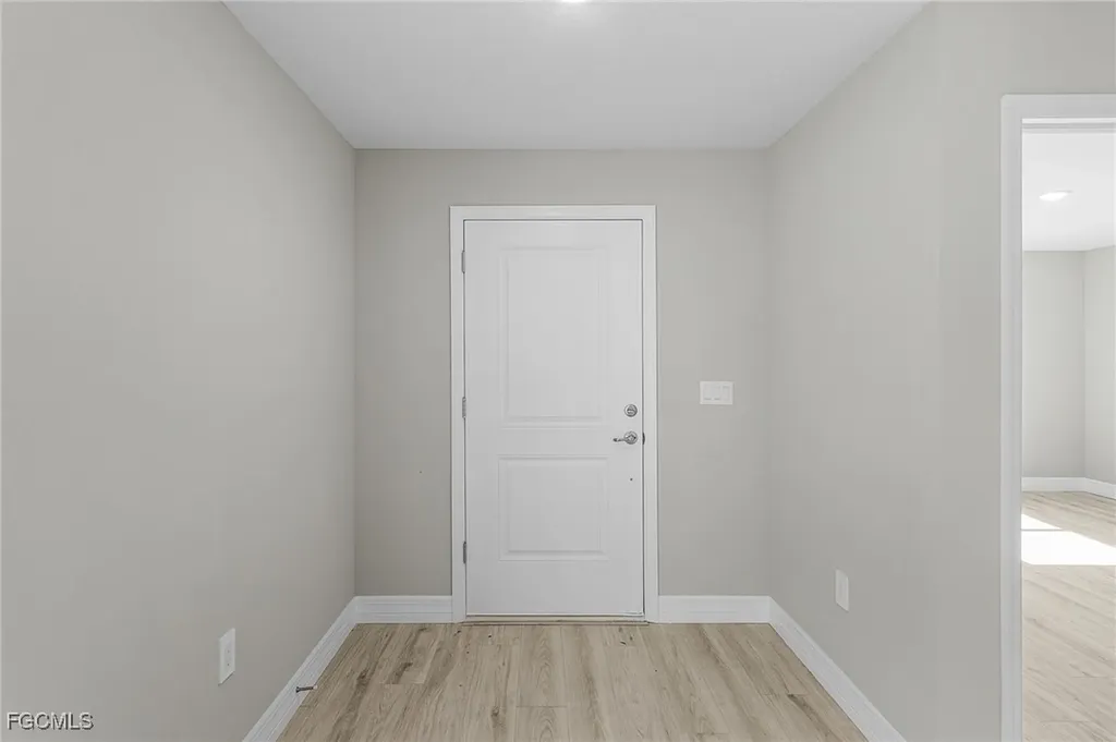 545 Oakshire Lane Lehigh Acres FL 33972
