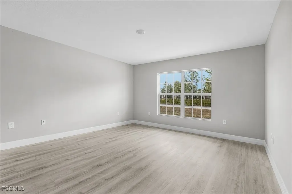 365 Woodburn Drive Lehigh Acres FL 33972