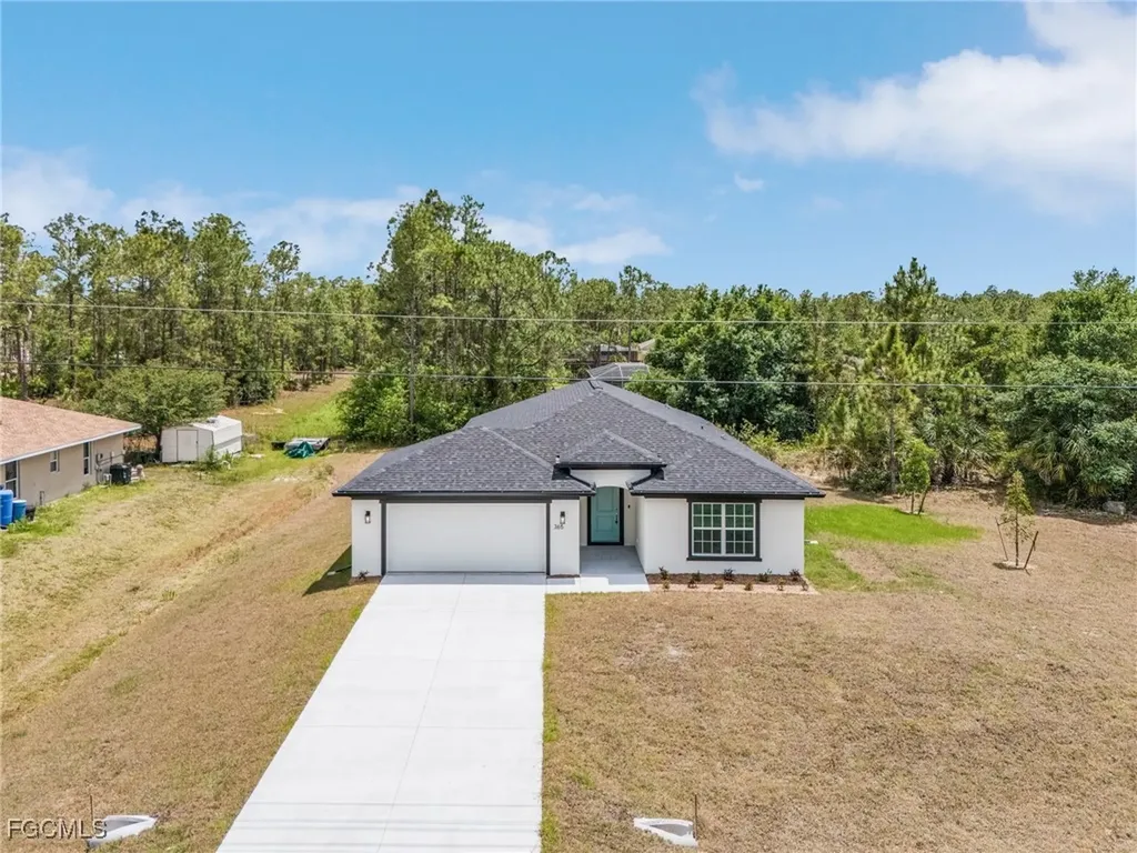365 Woodburn Drive Lehigh Acres FL 33972