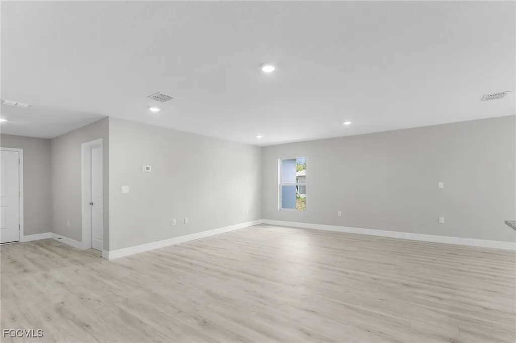 365 Woodburn Drive Lehigh Acres FL 33972