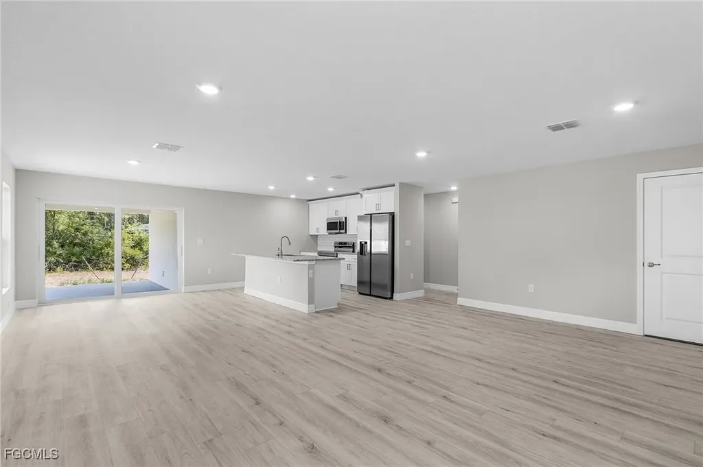 365 Woodburn Drive Lehigh Acres FL 33972