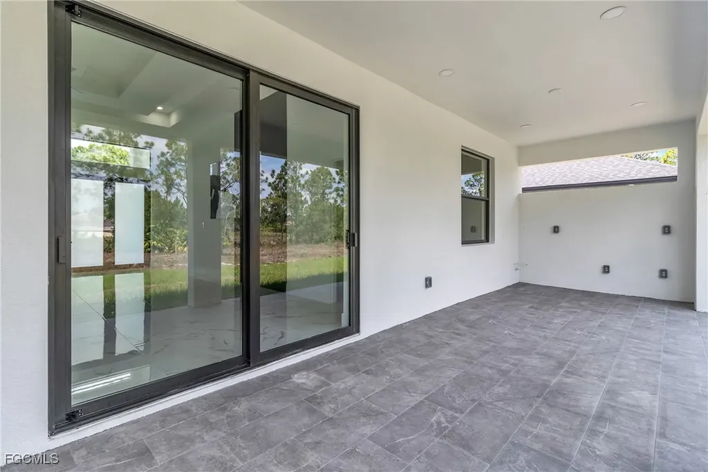 1025 Gladys Street Lehigh Acres FL 33974
