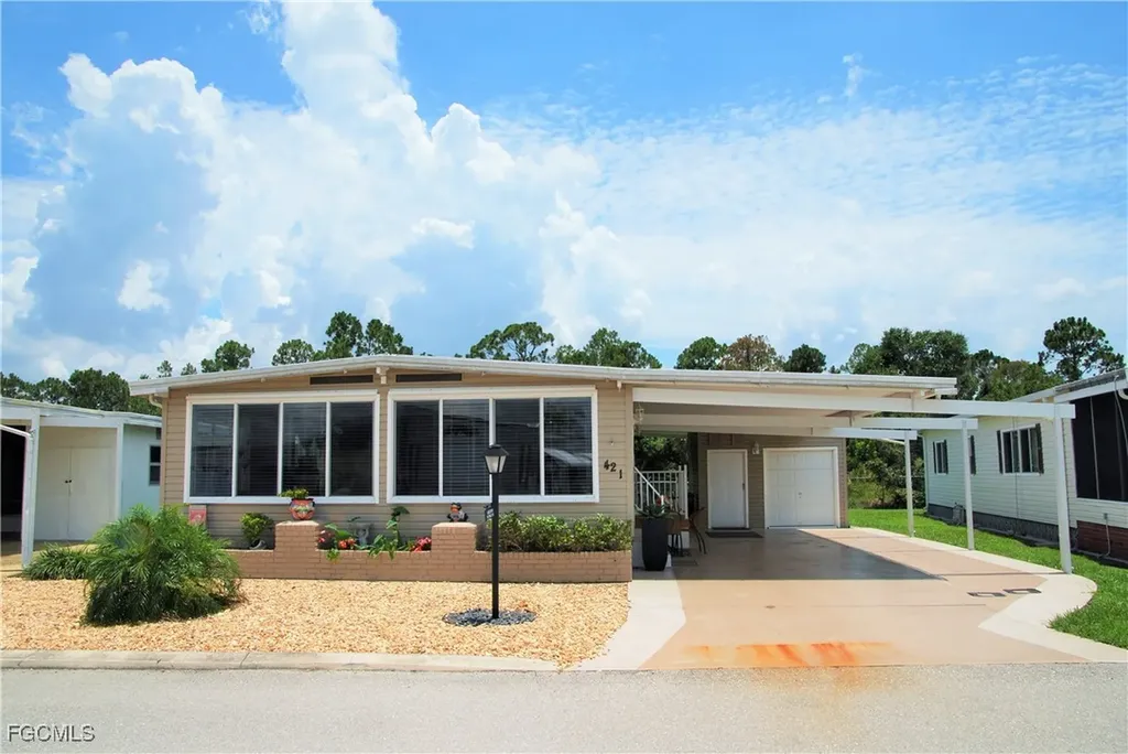 421 Snead Drive North Fort Myers FL 33903