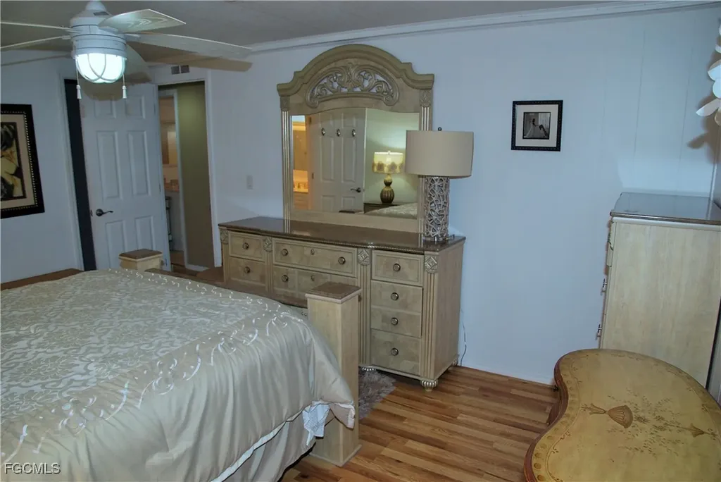 421 Snead Drive North Fort Myers FL 33903