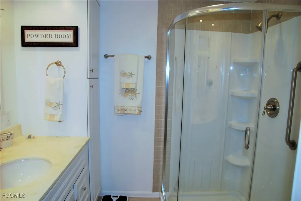 421 Snead Drive North Fort Myers FL 33903