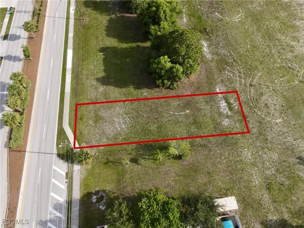 3712 Skyline Boulevard Cape Coral FL 33914