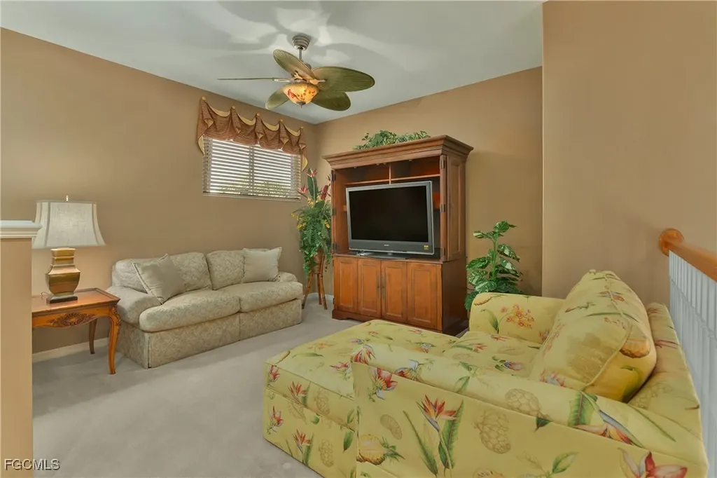 9090 Prosperity Way Fort Myers FL 33913