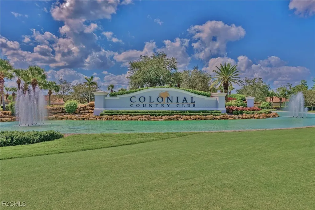 9090 Prosperity Way Fort Myers FL 33913