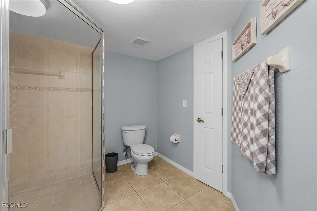 917 SW 47th Terrace Cape Coral FL 33914