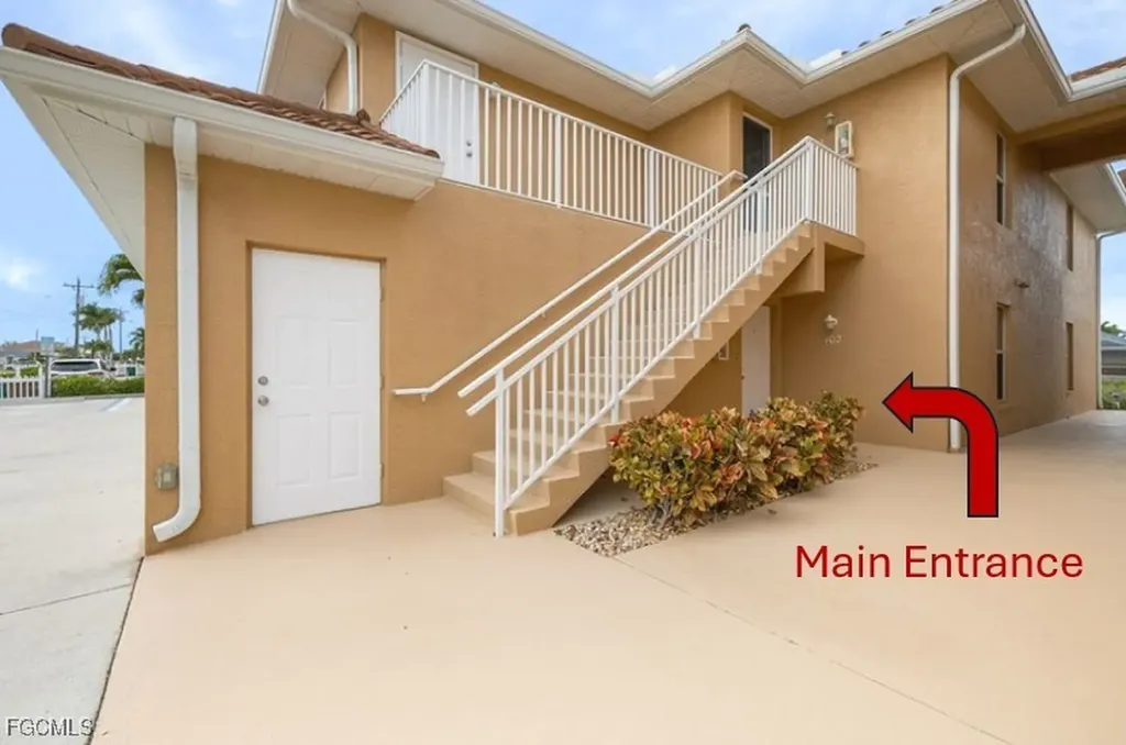 917 SW 47th Terrace Cape Coral FL 33914