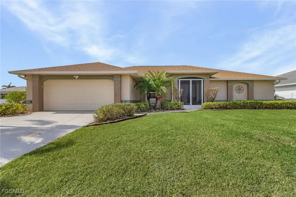 4002 Oasis Boulevard Cape Coral FL 33914
