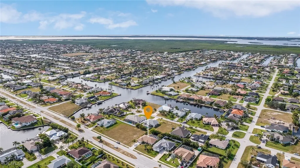 4002 Oasis Boulevard Cape Coral FL 33914