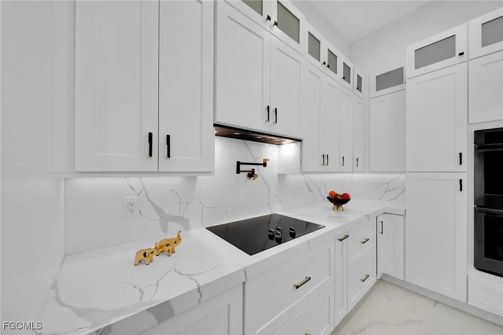 1532 SW 4th Court Cape Coral FL 33991