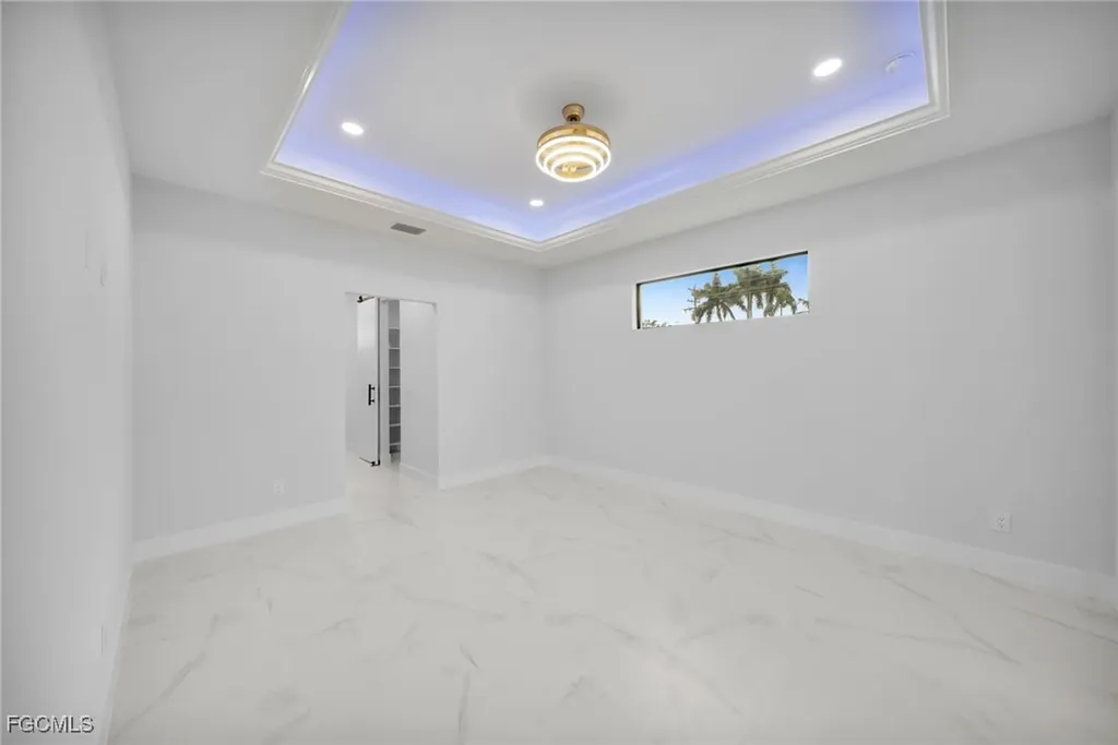 1532 SW 4th Court Cape Coral FL 33991
