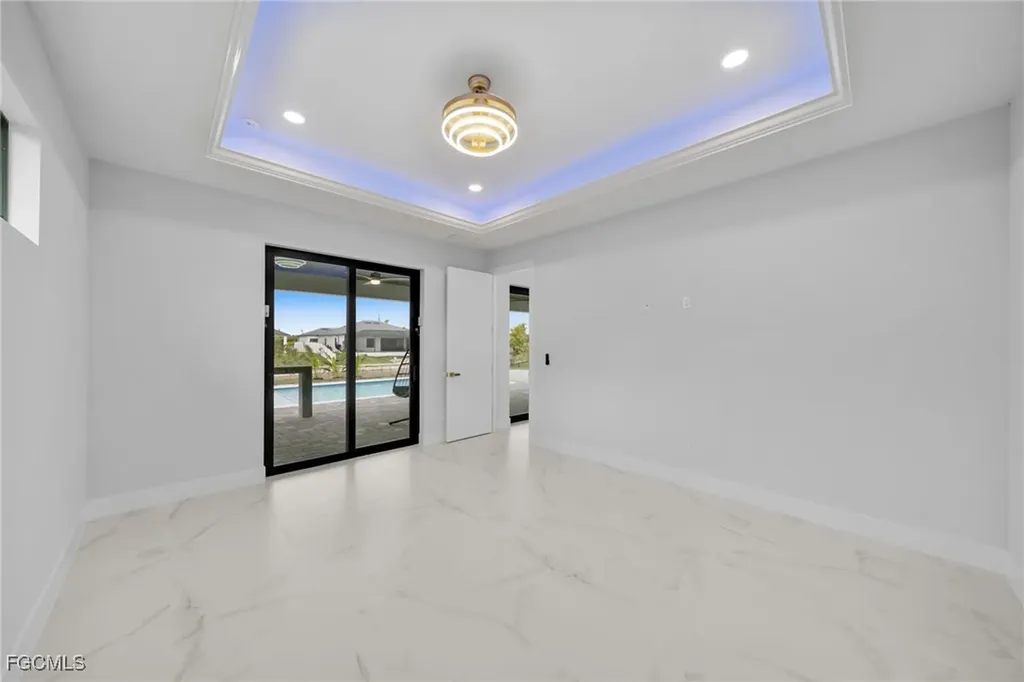 1532 SW 4th Court Cape Coral FL 33991