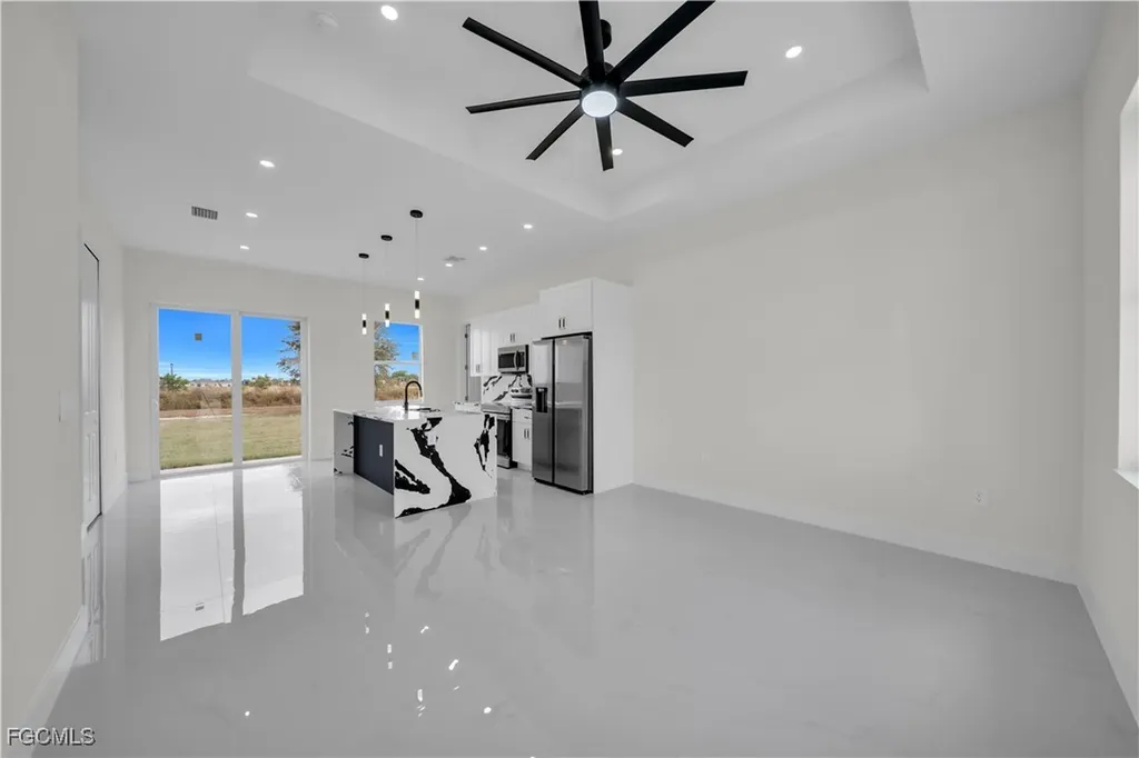 337 Rawlings Avenue Lehigh Acres FL 33974