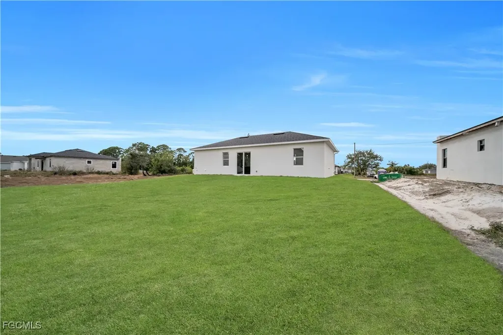 337 Rawlings Avenue Lehigh Acres FL 33974