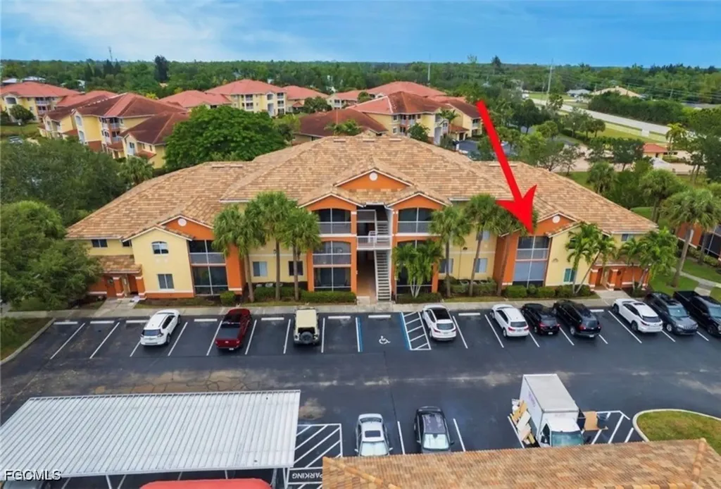 6461 Aragon Way Fort Myers FL 33966