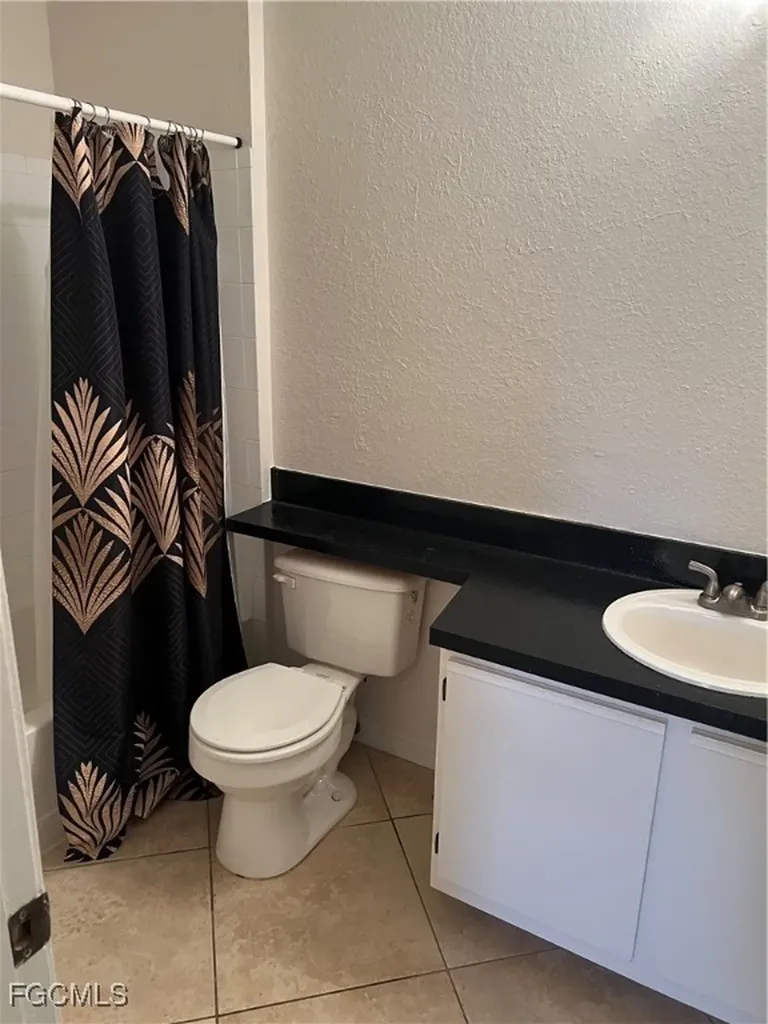 6461 Aragon Way Fort Myers FL 33966