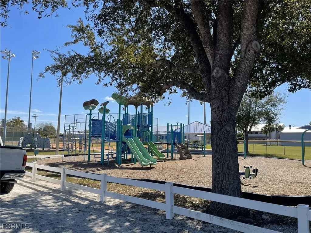 5520 Rainbow Drive Bokeelia FL 33922