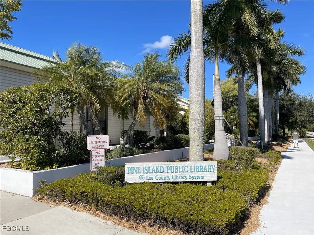 5520 Rainbow Drive Bokeelia FL 33922